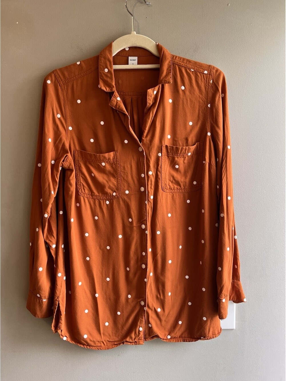 Old Navy Rayon Viscose Brown Rust Polka Dot Button Down Small